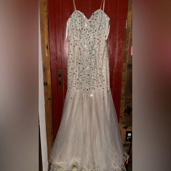 white christmas dresses Chic Strapless Sleeveless Sweep Train Mermaid Prom Dresses main image 0